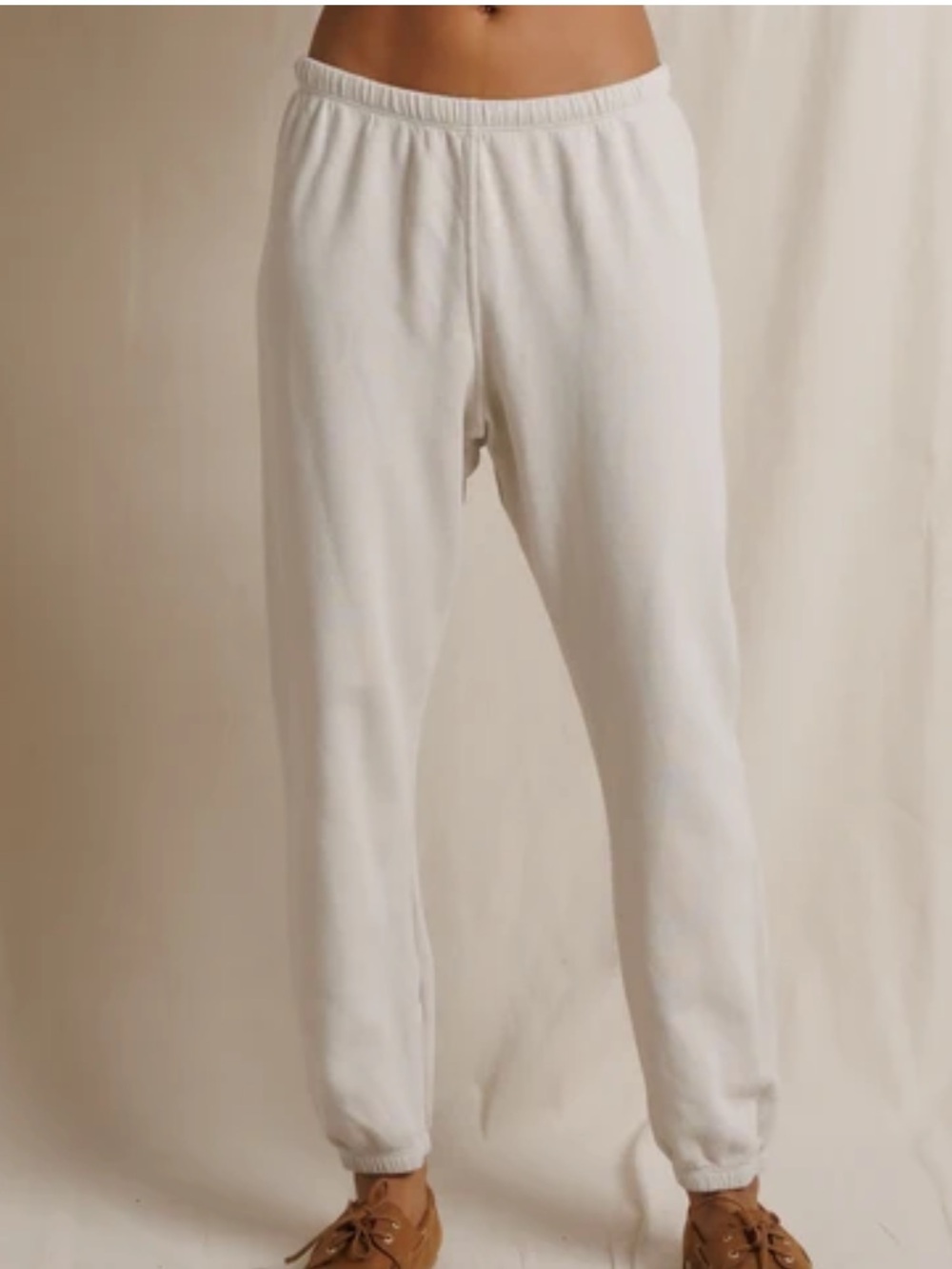 Perfectwhitetee Johnny French Terry Easy Sweatpant in Whitecap Grey. Women’s L